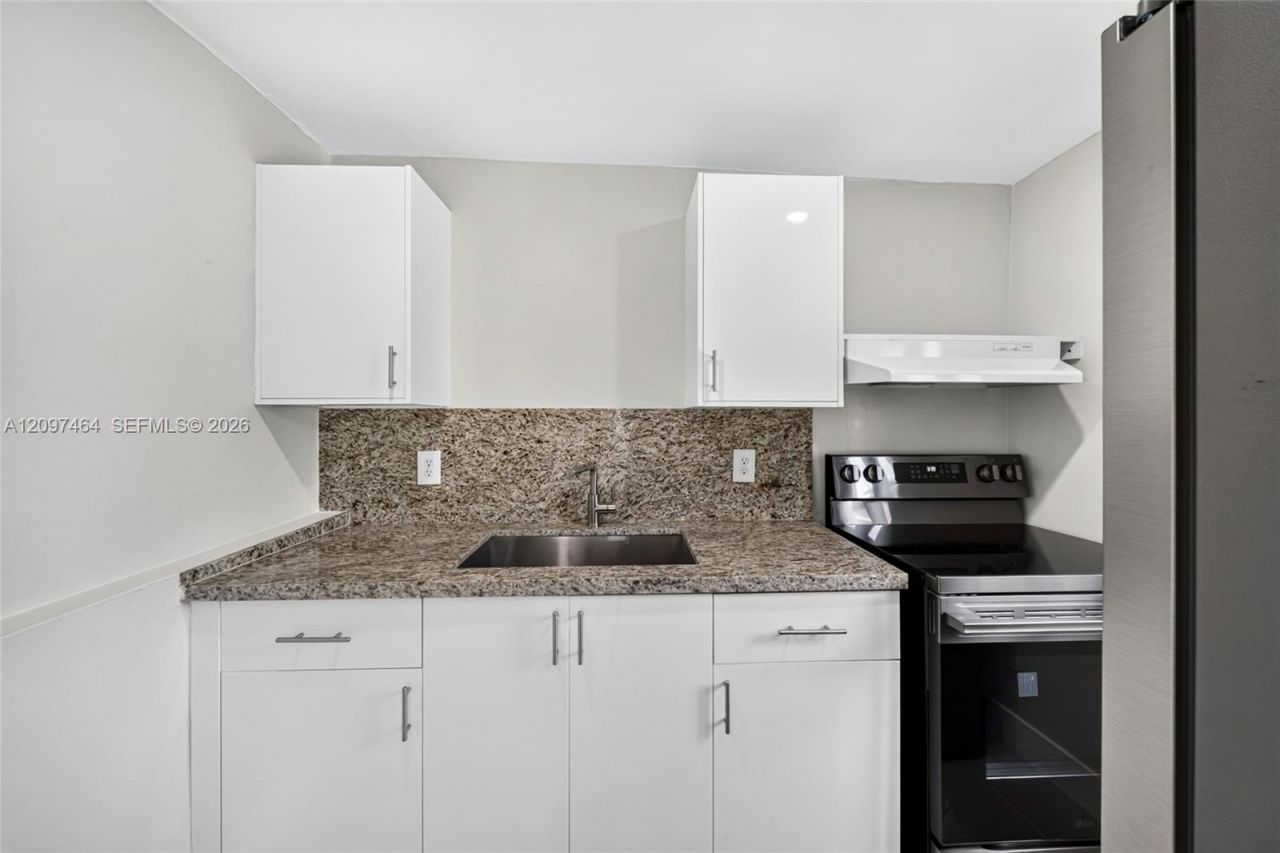 2216 SW 62nd Ave , Unit 2, Miami, FL 33155 Photo