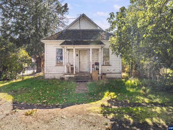 1394 Leslie St SE, Salem, OR 97301