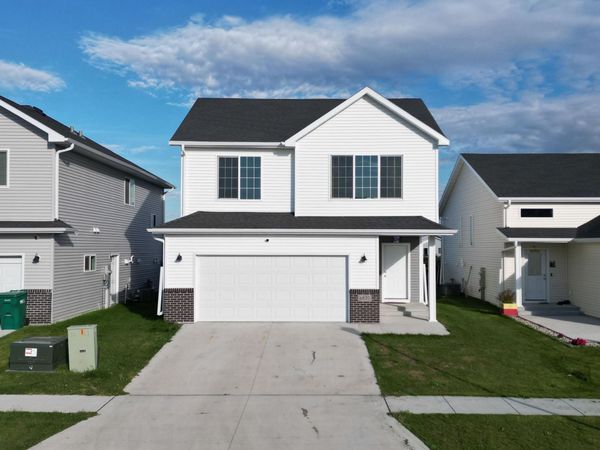 6820 JOSEPH Street, Horace, ND 58047