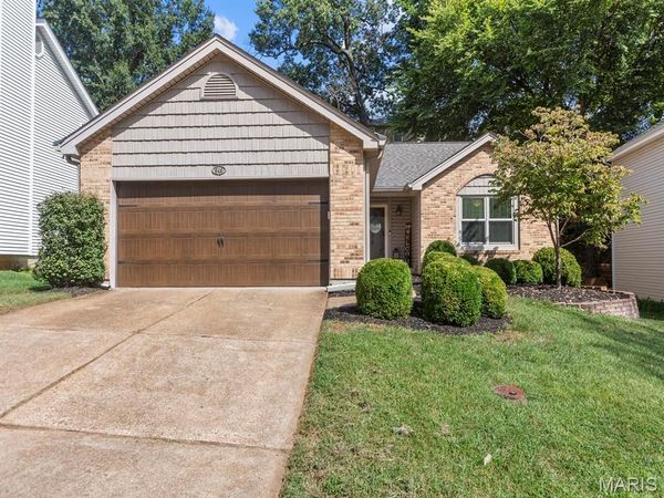 545 Woodlyn Crossing, Unincorporated, MO 63021