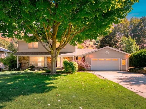 6573 Isabelle Street, Portage, MI 49024