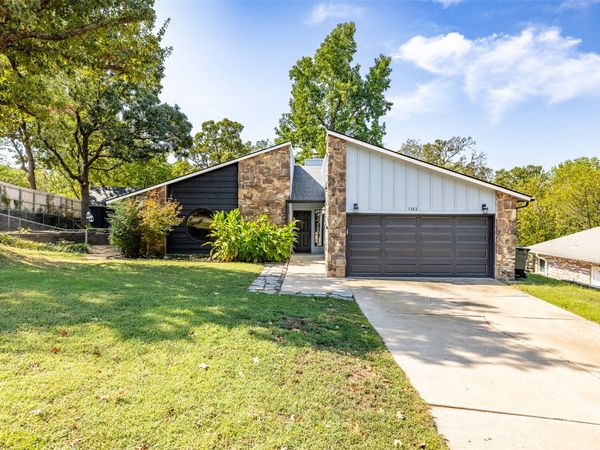 1382 Forest Lane , Catoosa, OK 74015
