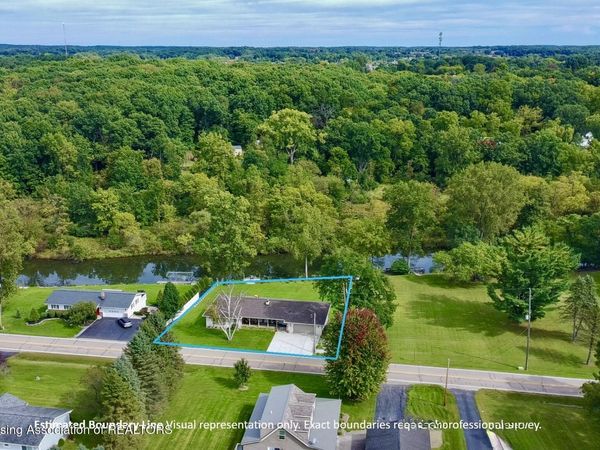 6100 Linden Road, Fenton, MI 48430