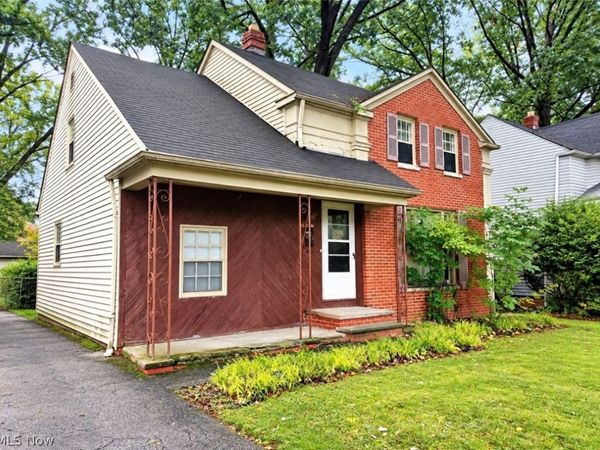 19317 Wickfield Avenue , Warrensville Heights, OH 44122