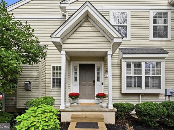 123 GRANITE LANE, Unit 8, CHESTER SPRINGS, PA 19425