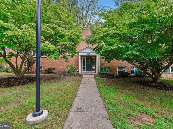 10500 MONTROSE AVENUE , Unit 202, BETHESDA, MD 20814