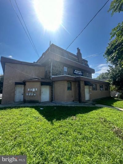 1 N 2ND STREET , DARBY, PA 19023