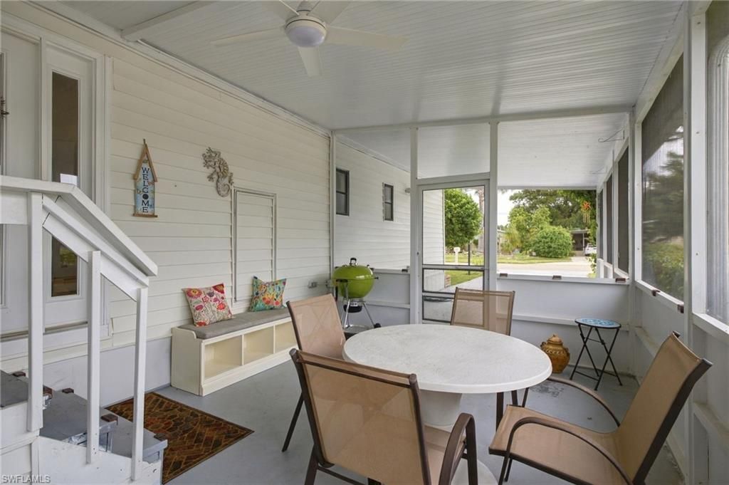 105 Calais Ct, Naples, FL 34112 Photo