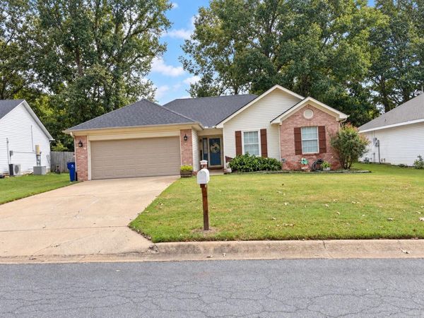 209 Rodney Guthrie Drive, Cabot, AR 72023