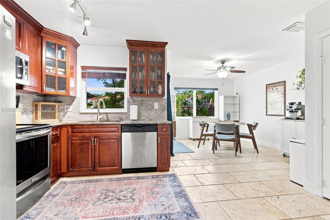 10830 NW 12th Pl , Plantation, FL 33322 Photo