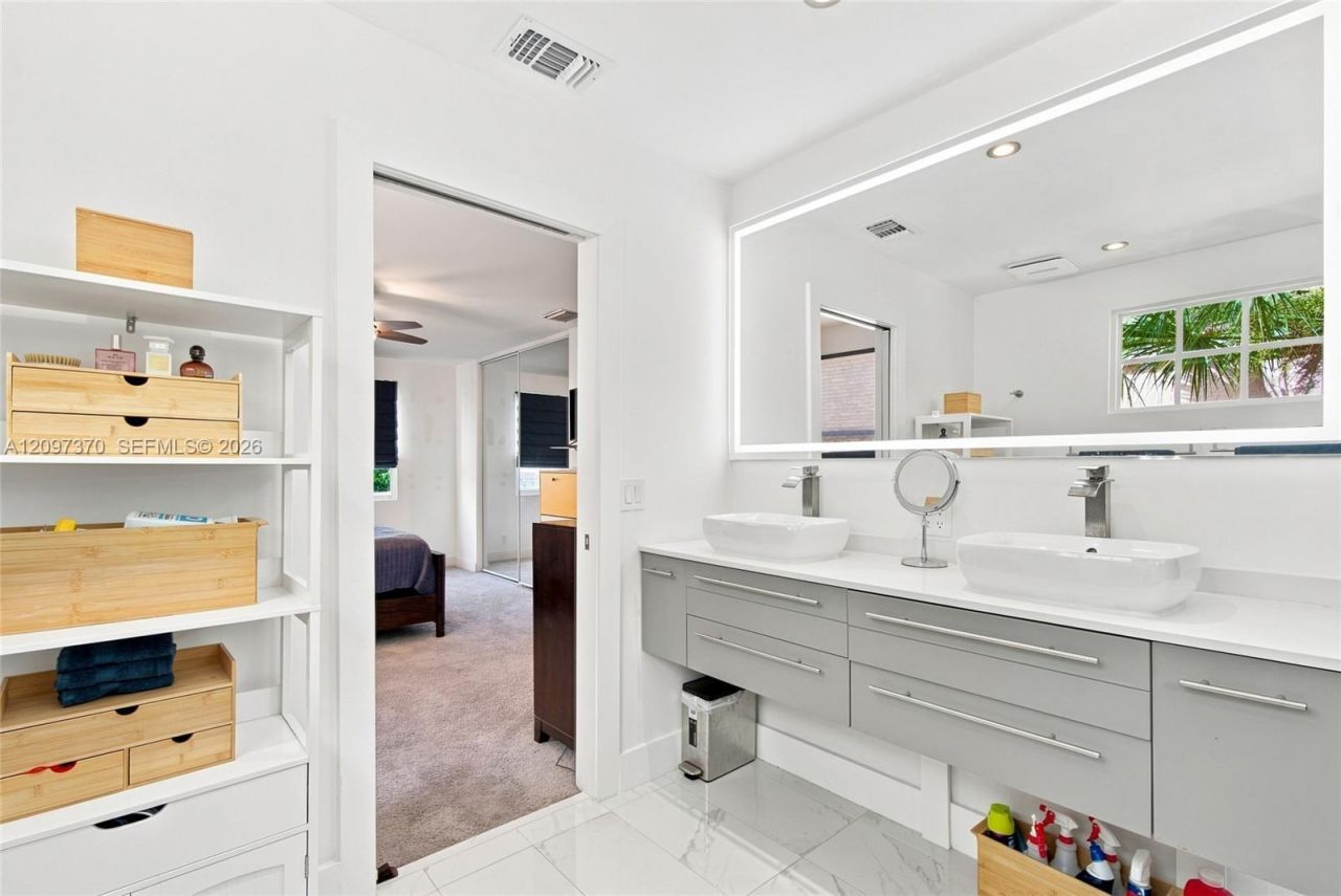 10830 NW 12th Pl , Plantation, FL 33322 Photo