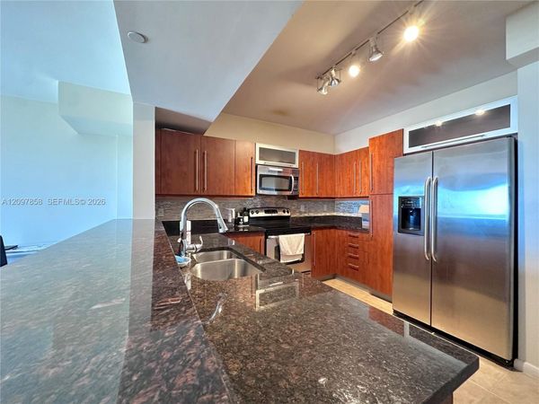 7350 SW 89th St , Unit 2005S, Miami, FL 33156