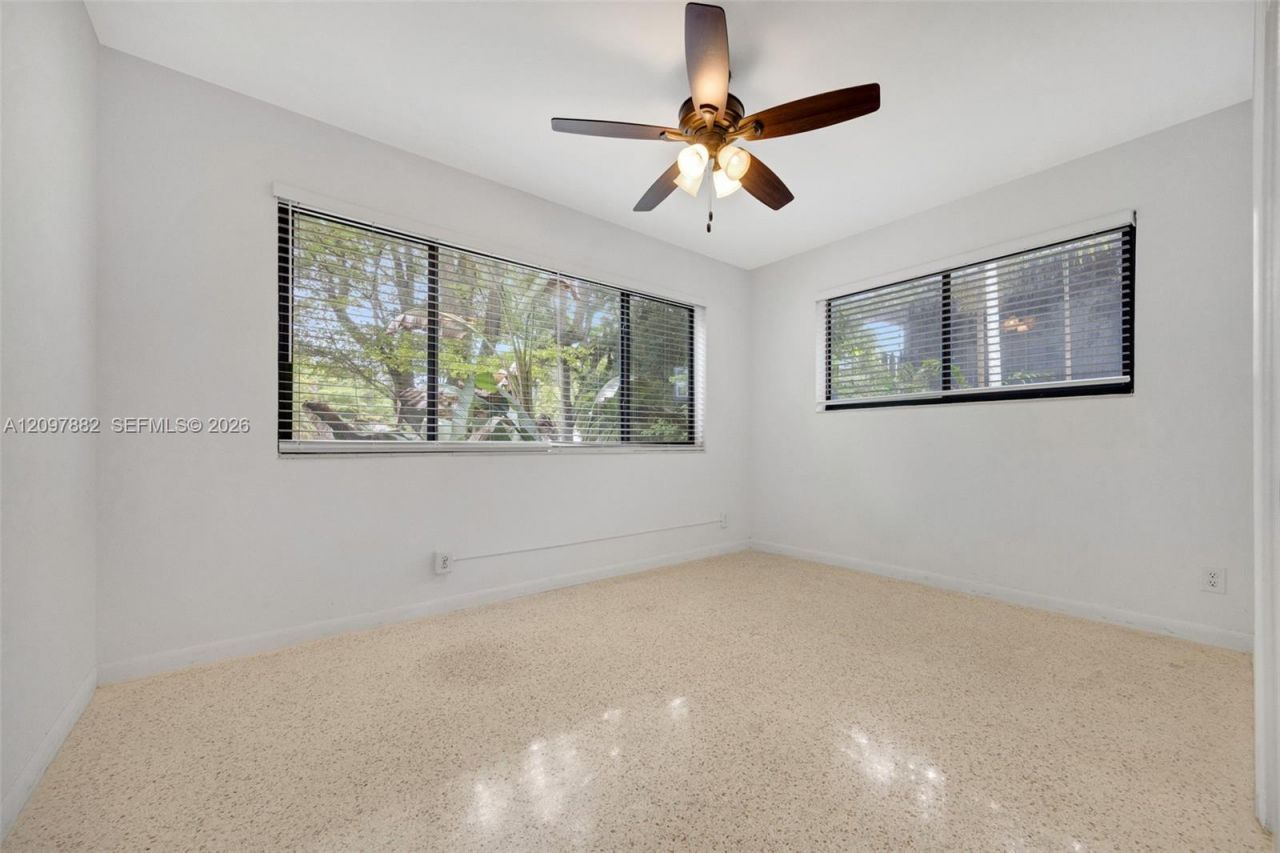 7830 SW 99th St , Miami, FL 33156 Photo