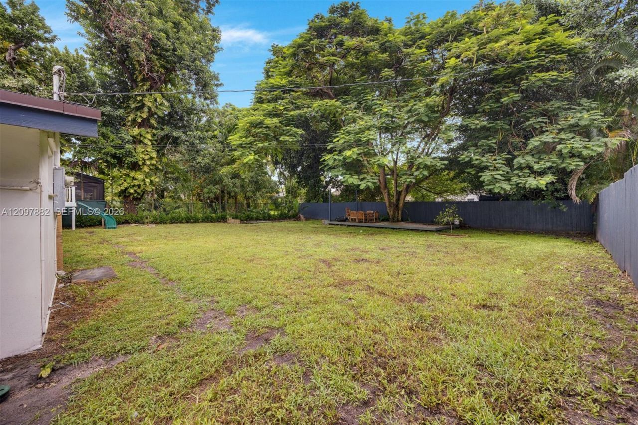 7830 SW 99th St , Miami, FL 33156 Photo