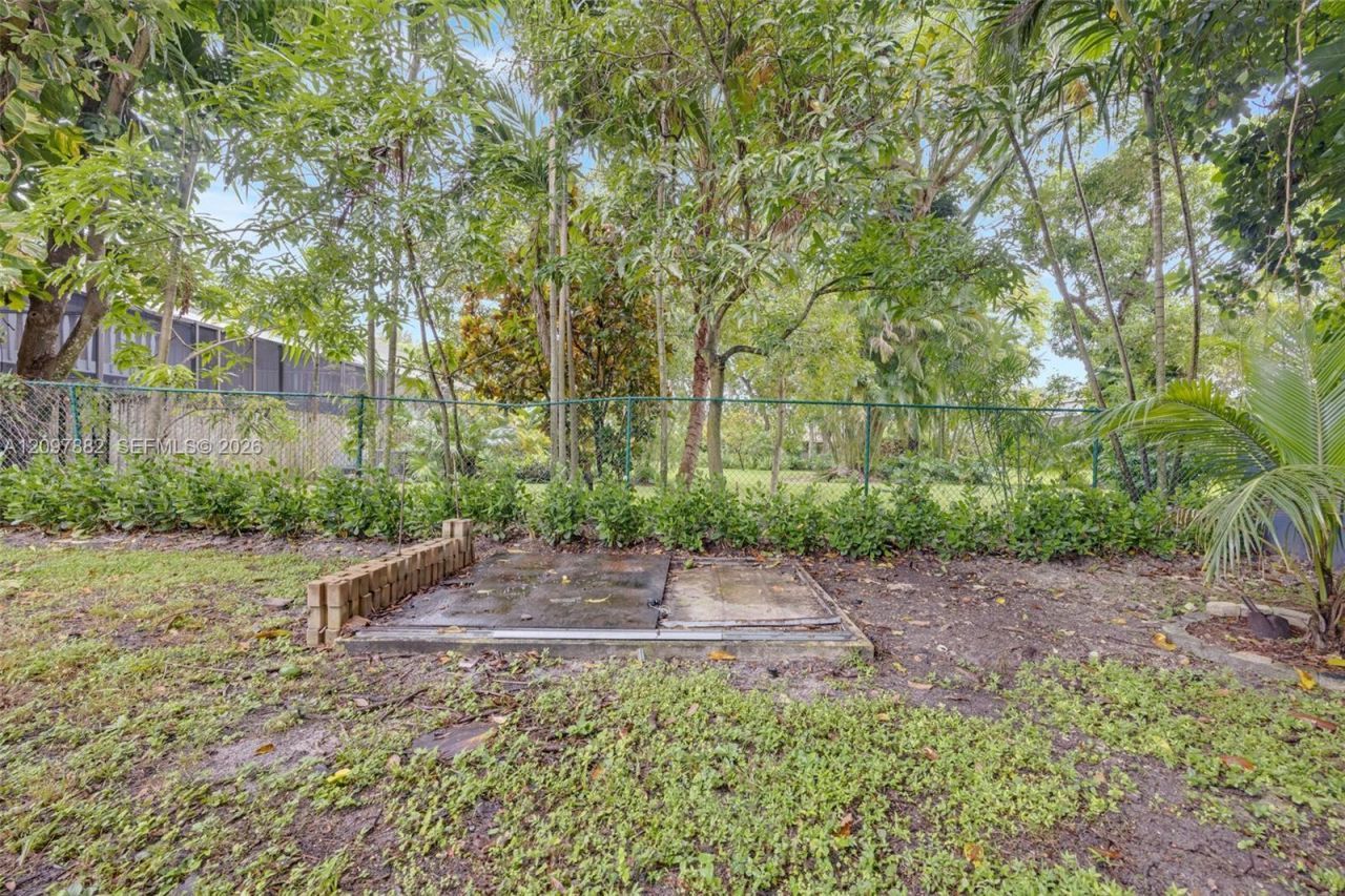 7830 SW 99th St , Miami, FL 33156 Photo