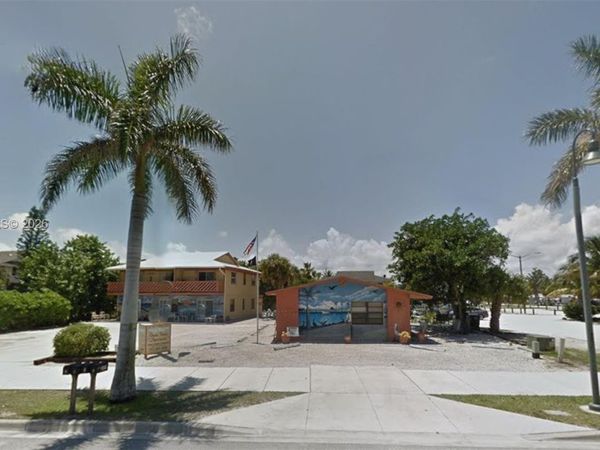 305 S Ocean Dr , Unit 1, Fort Pierce, FL 34949