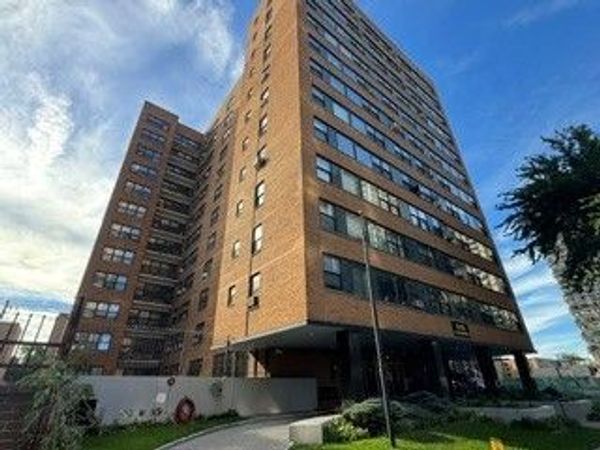 6118 N Sheridan Road, Unit 104, Chicago, IL 60660