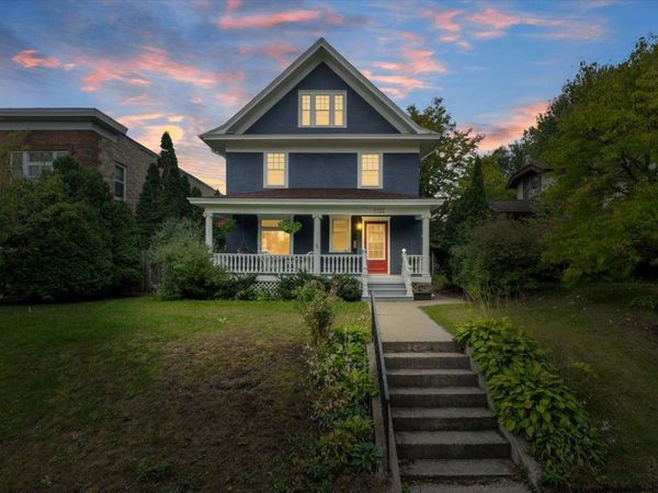 1122 Ashland Avenue, Saint Paul, MN 55104