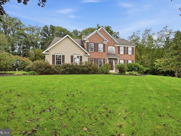 501 FALCON DRIVE, KENNETT SQUARE, PA 19348