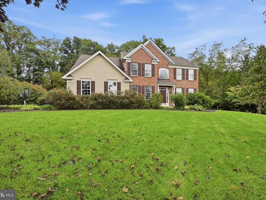 501 Falcon Drive, Kennett Square, PA 19348 Main Photo