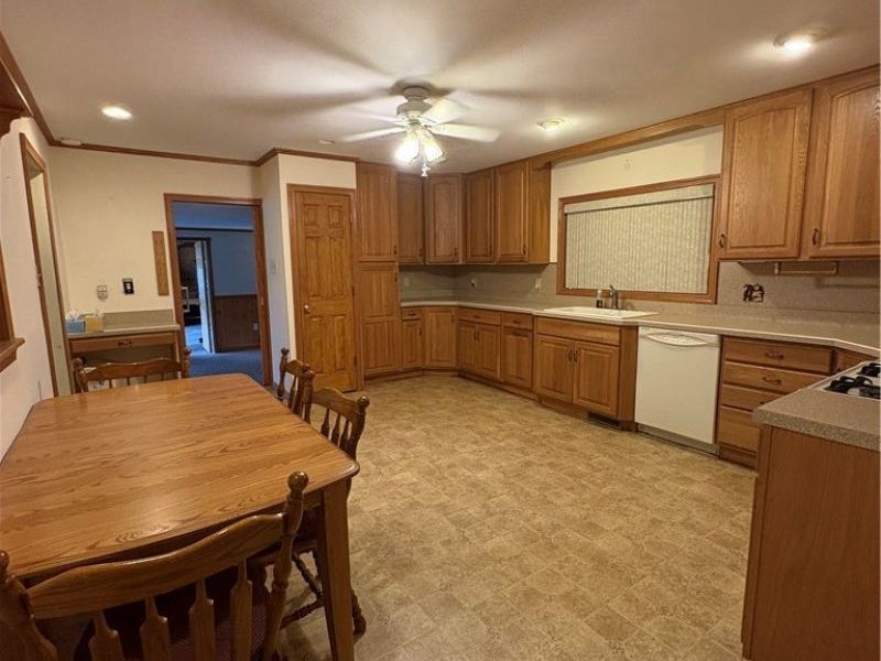 740 Oxford Avenue, Niles, OH 44446 Photo 9