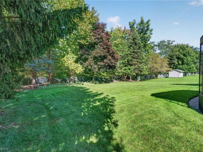 5609 Hawthorne Drive, Highland Heights, OH 44143 Photo 40