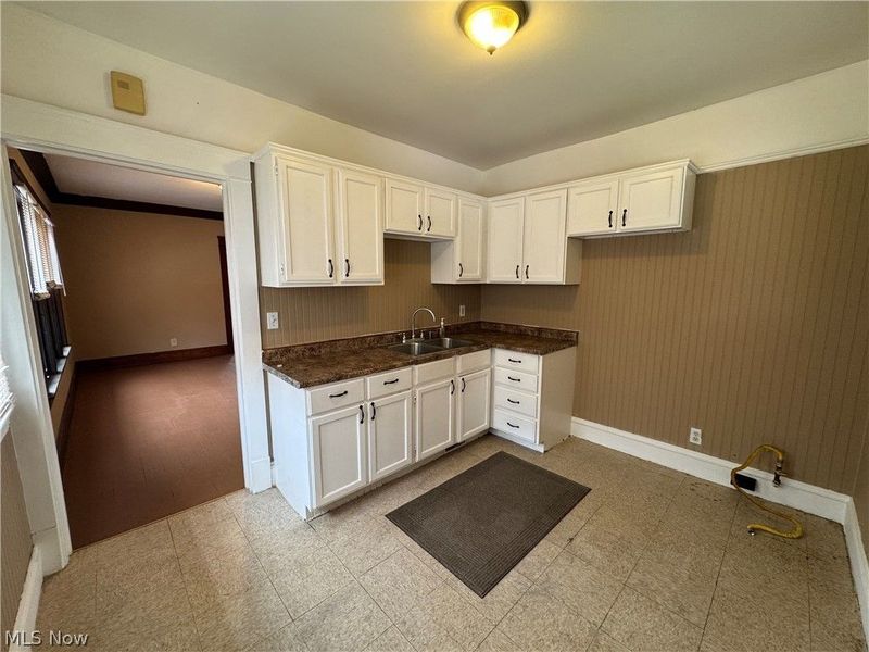 1379 W 95th Street, Cleveland, OH 44102 Photo 13