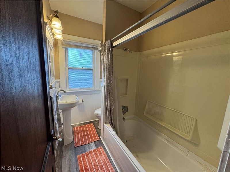 1379 W 95th Street, Cleveland, OH 44102 Photo 19