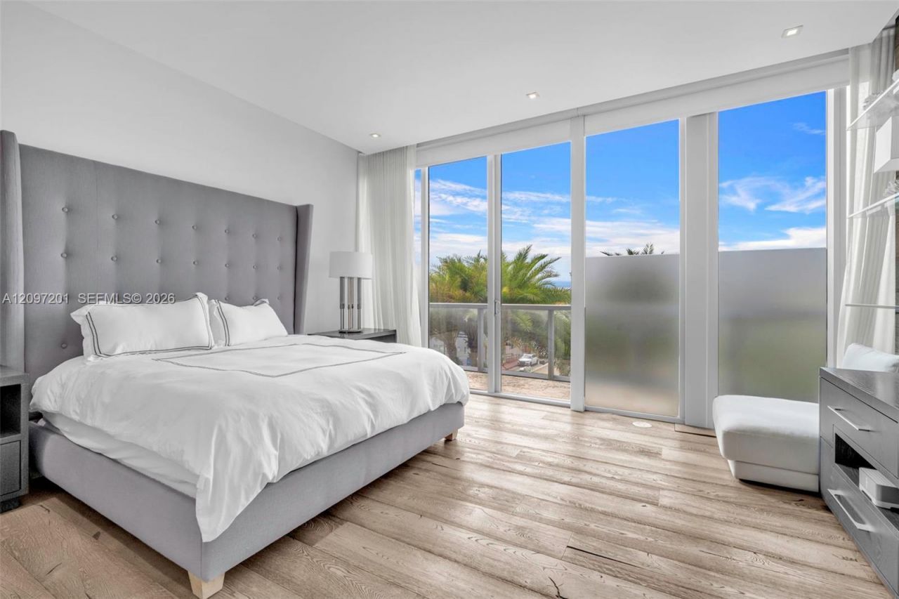 9501 Collins Ave , Unit 1, Surfside, FL 33154 Photo