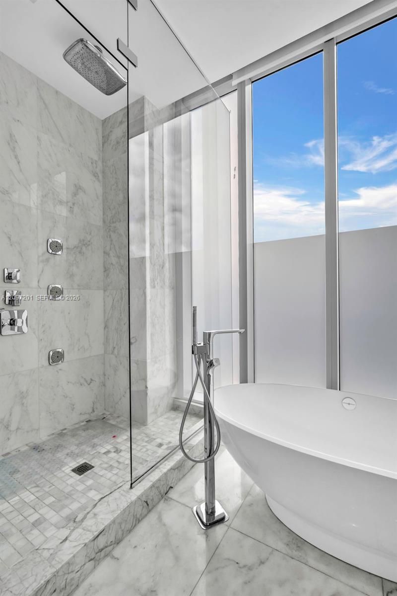 9501 Collins Ave , Unit 1, Surfside, FL 33154 Photo