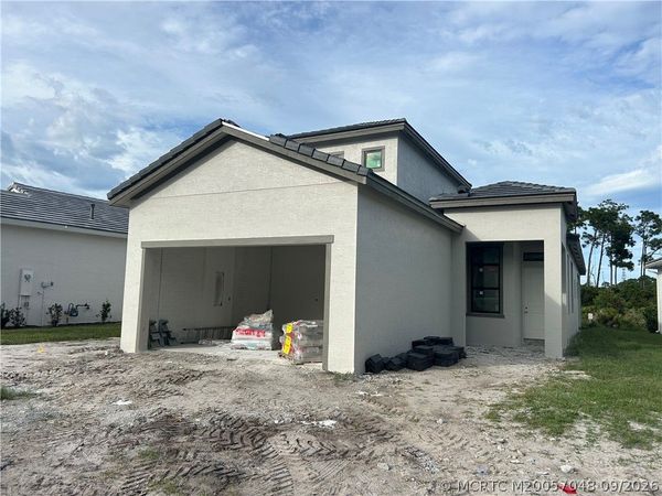 431 SE Via Sangro , Port St Lucie, FL 34952