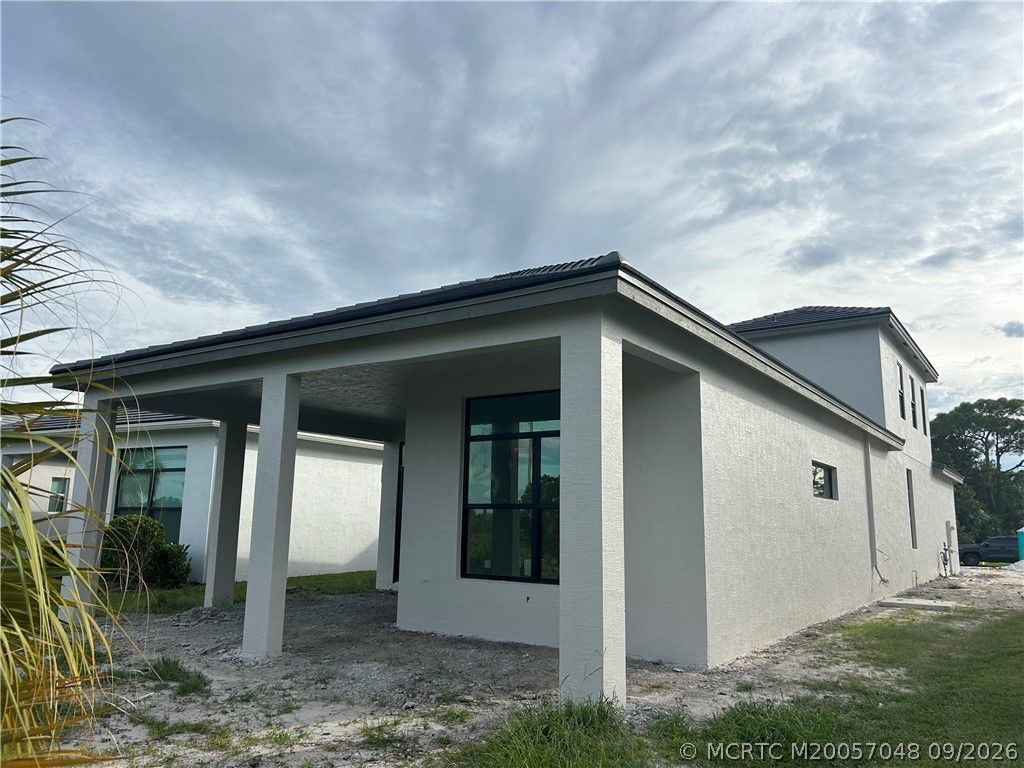 431 SE Via Sangro, Port Saint Lucie, FL 34952 Photo