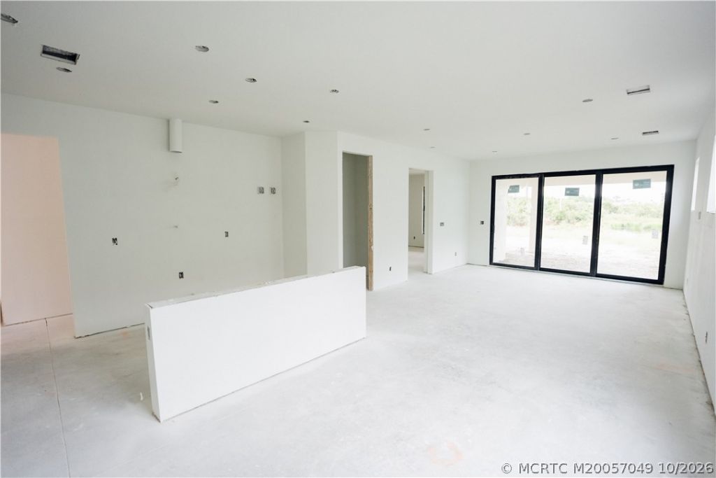 411 SE Via Sangro, Port Saint Lucie, FL 34952 Photo
