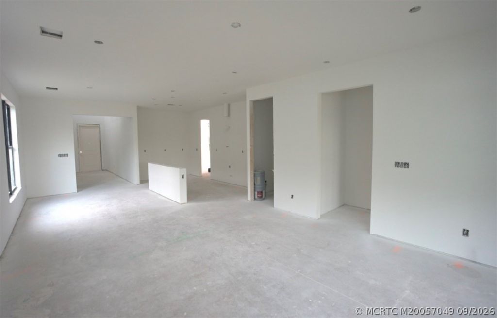 411 SE Via Sangro, Port Saint Lucie, FL 34952 Photo