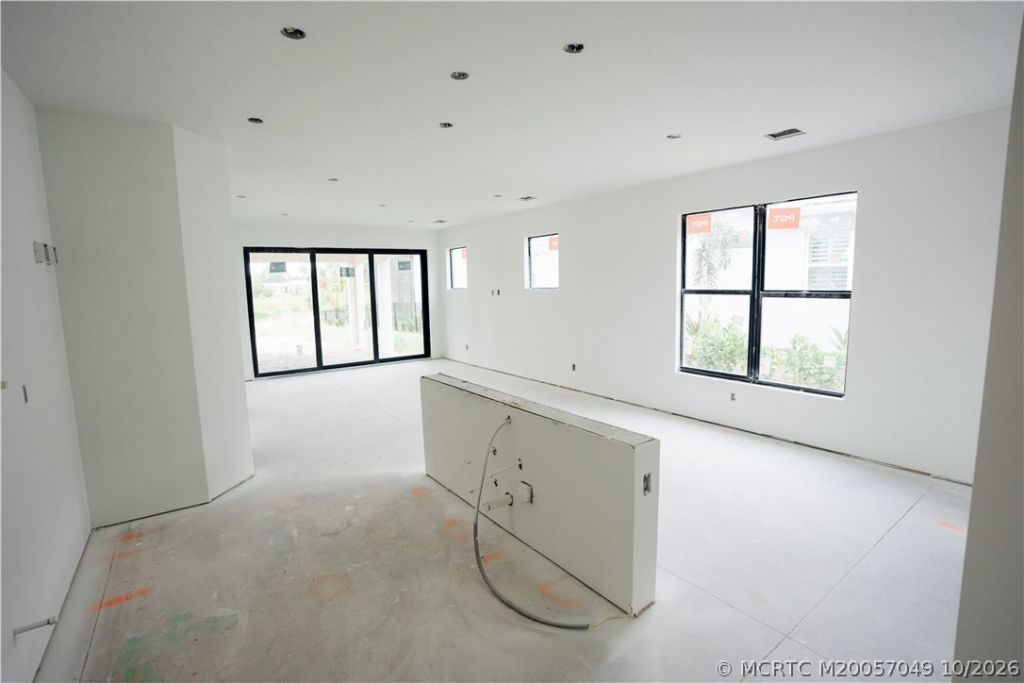 411 SE Via Sangro, Port Saint Lucie, FL 34952 Photo