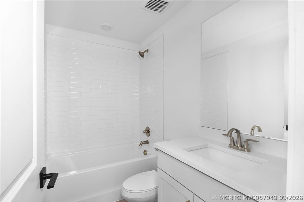 411 SE Via Sangro, Port Saint Lucie, FL 34952 Photo