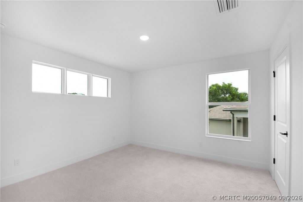 411 SE Via Sangro, Port Saint Lucie, FL 34952 Photo
