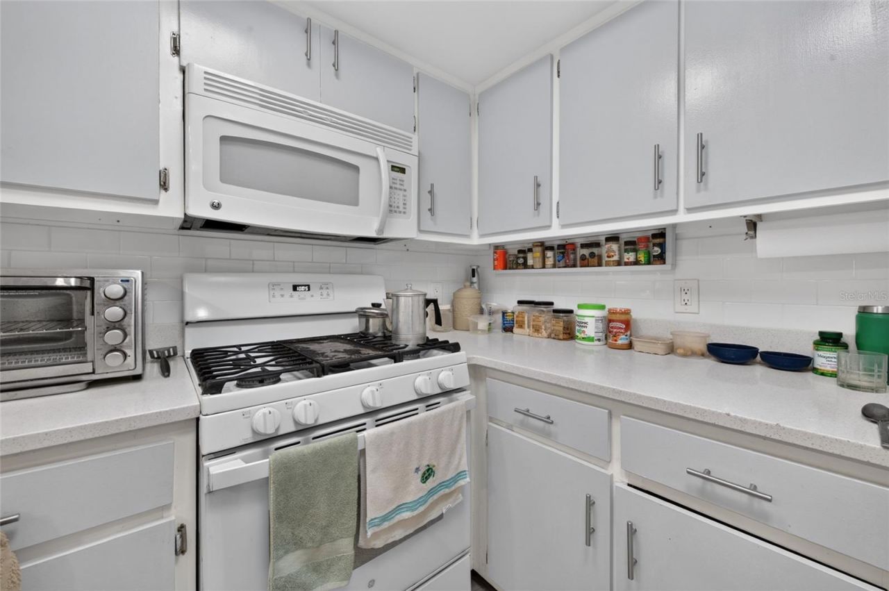 219 Club House Boulevard, Unit 219, New Smyrna Beach, FL 32168 Photo