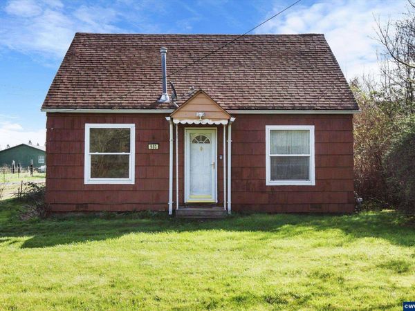 993 42nd Av, Sweet Home, OR 97386