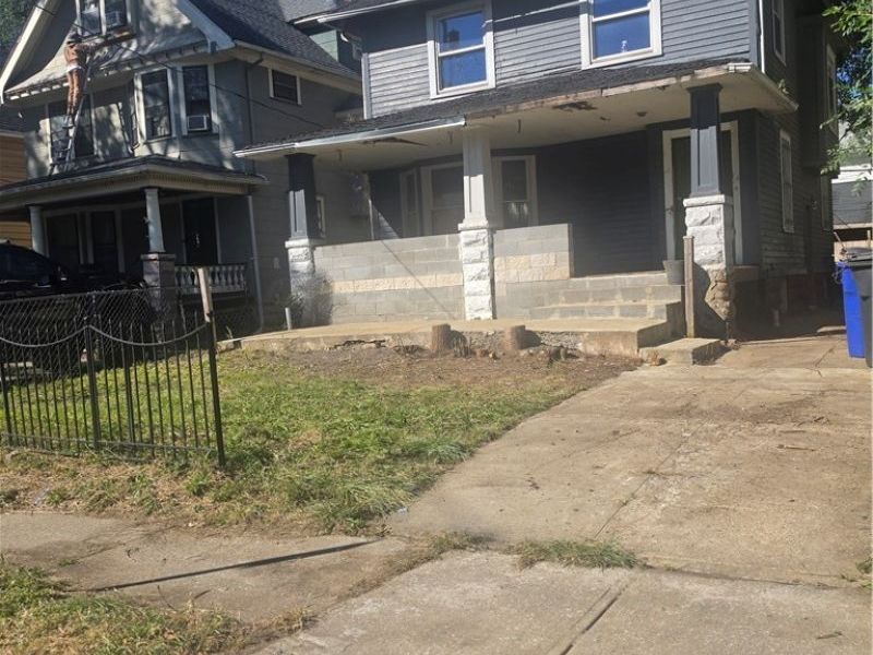 9509 Kempton Avenue, Cleveland, OH 44108 Photo 1