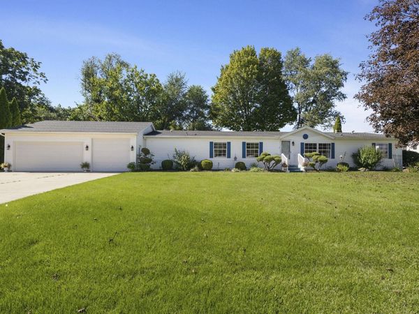 55899 Coyle Court, Mishawaka, IN 46545