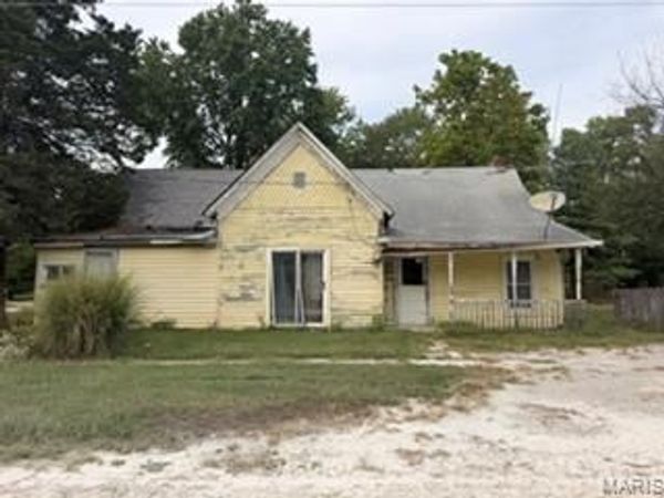 201 Bellflower Street , Bellflower, MO 63333