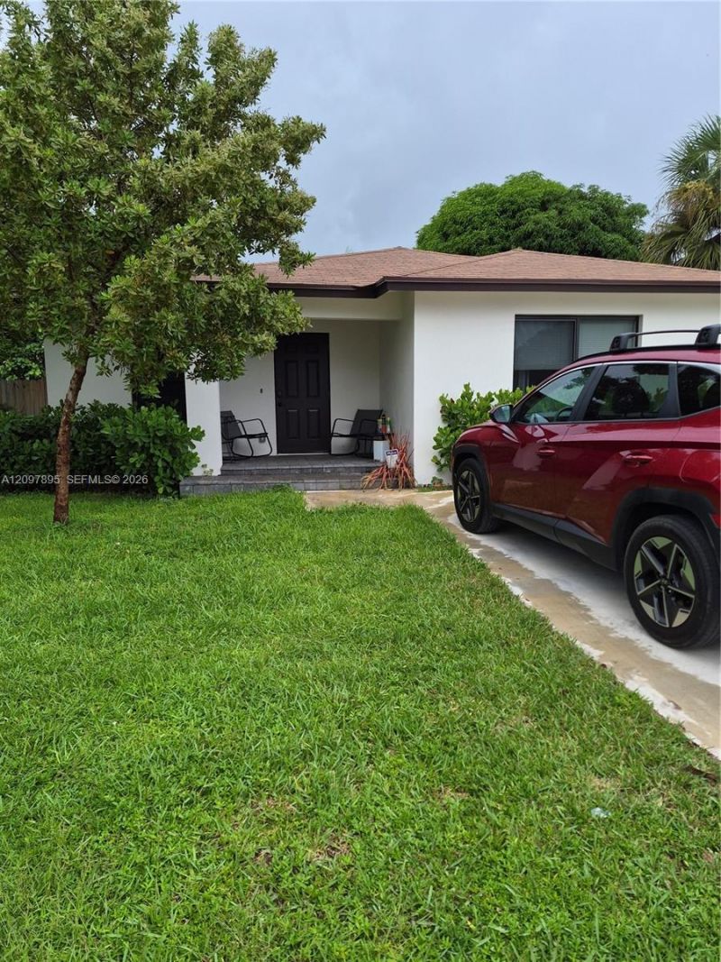 413 SW 10th St , Delray Beach, FL 33444 Photo