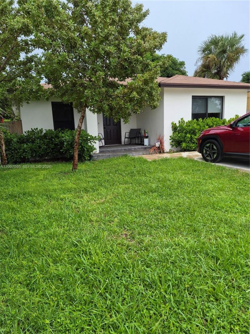 413 SW 10th St , Delray Beach, FL 33444 Photo