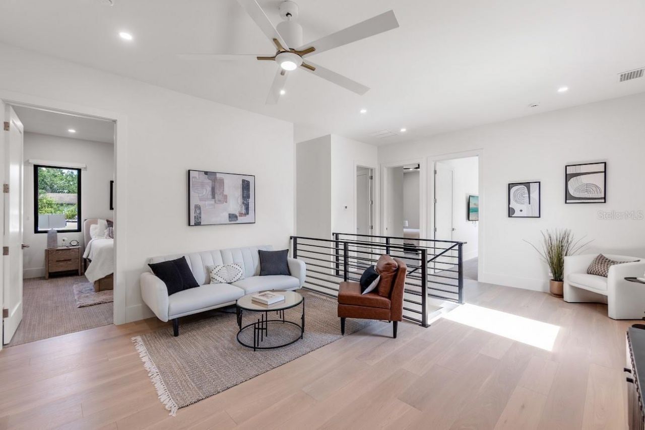 2425 Temple Street, Sarasota, FL 34239 Photo