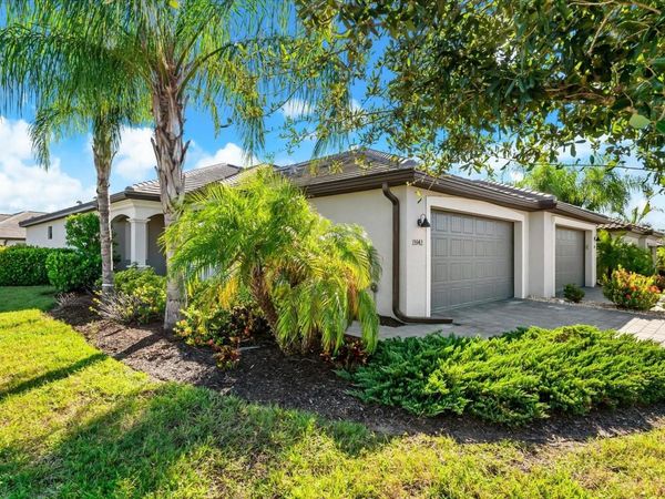 15942 CLEAR SKIES PLACE , BRADENTON, FL 34211
