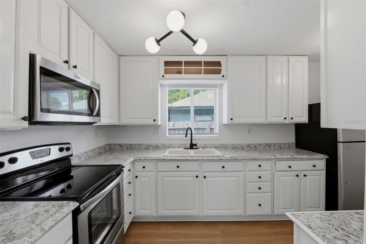 1751 29th Avenue N, Saint Petersburg, FL 33713 Photo
