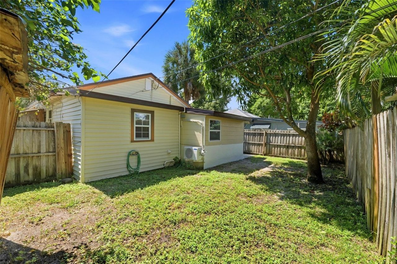 1751 29th Avenue N, Saint Petersburg, FL 33713 Photo