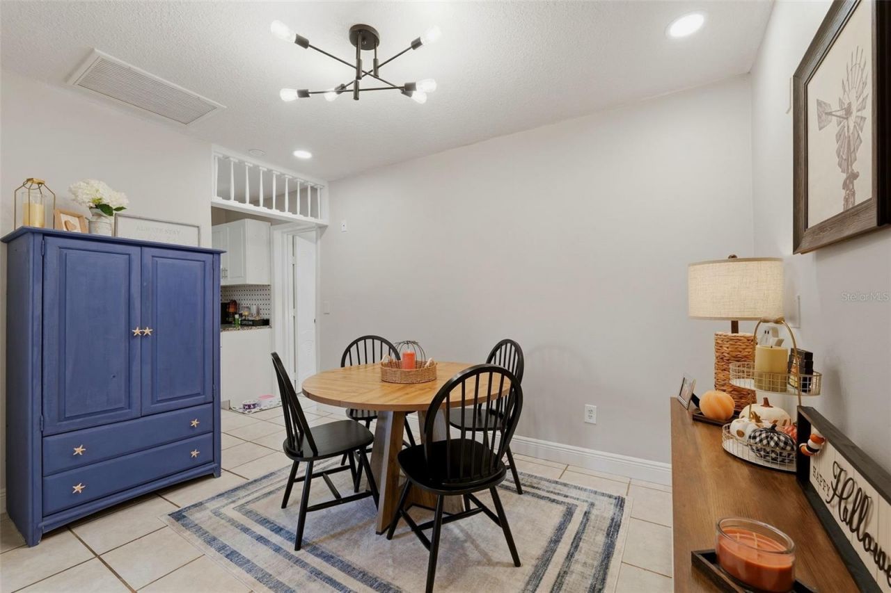 1751 29th Avenue N, Saint Petersburg, FL 33713 Photo