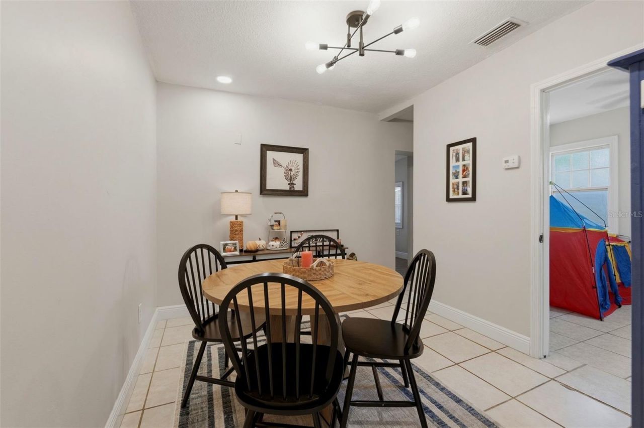1751 29th Avenue N, Saint Petersburg, FL 33713 Photo